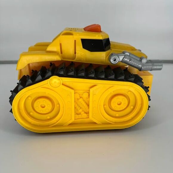 HUGE!! JAKKS Pacific Xtreme Dozer Motorized Tank Bulldozer Toy 2019 Yellow Black - Picture 3 of 12
